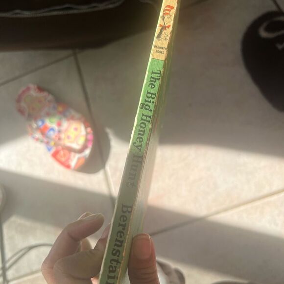Dr Seuss The Big Honey Hunt Book rare vintage story books collection item - Picture 4 of 5